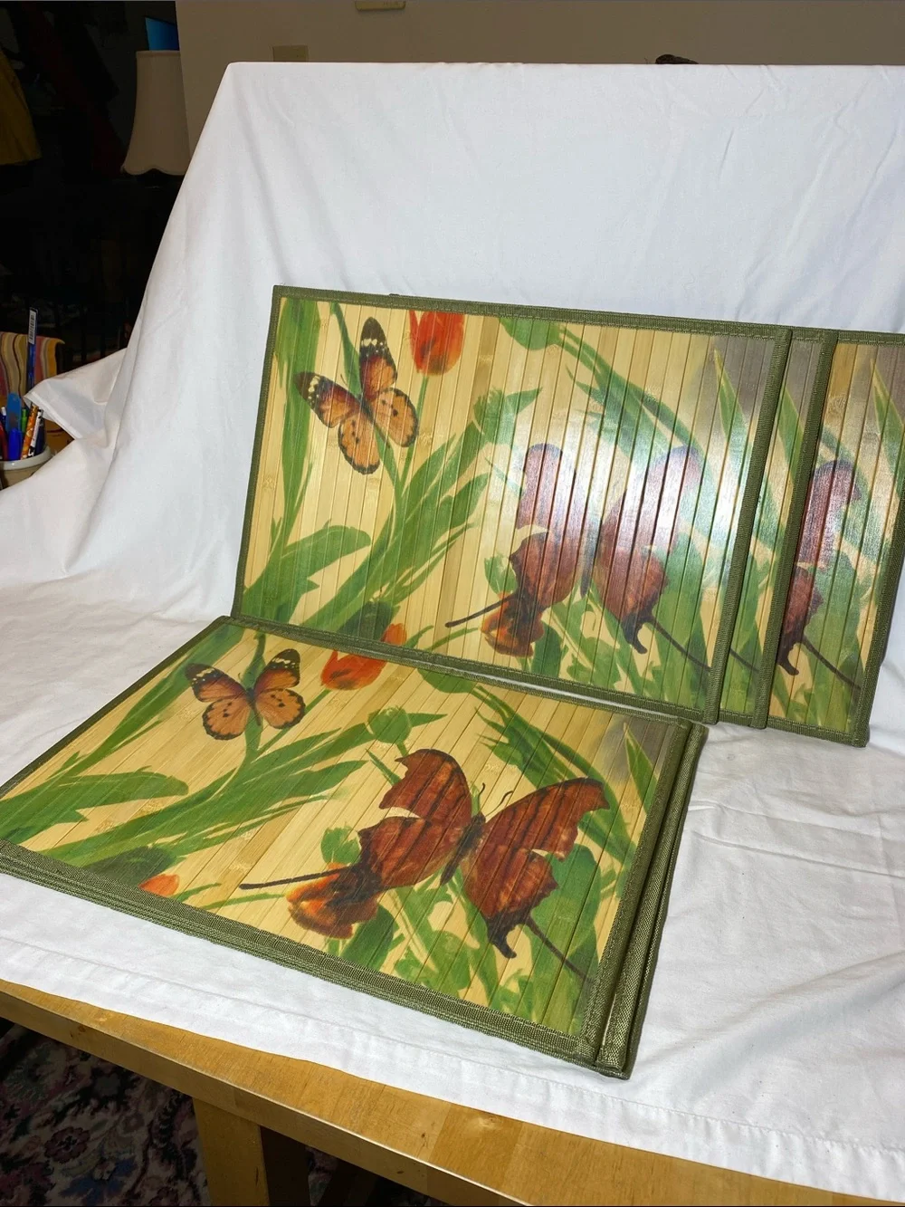 Pier 1 Butterfly & Flower Bamboo Placemat Set of 6 - Discontinued - NWT
